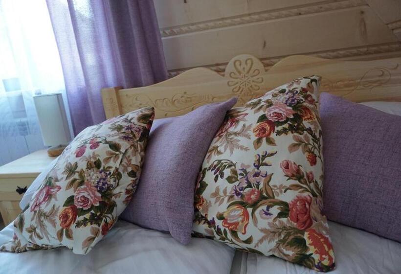 مبيت وإفطار Dom Wczasowy Krystyna