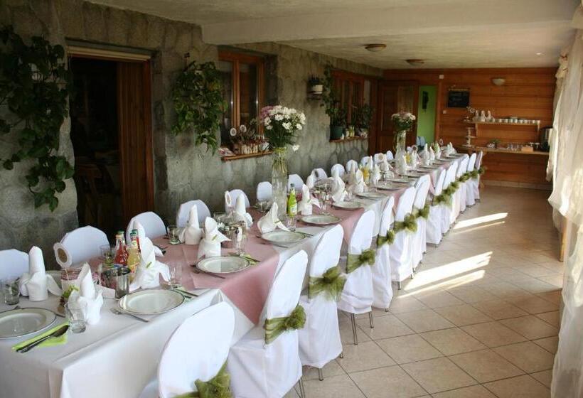 مبيت وإفطار Dom Wczasowy Krystyna