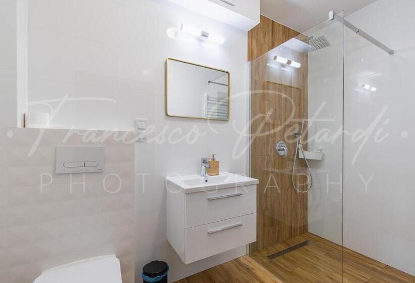 تختخواب و صبحانه Dw Szarotka