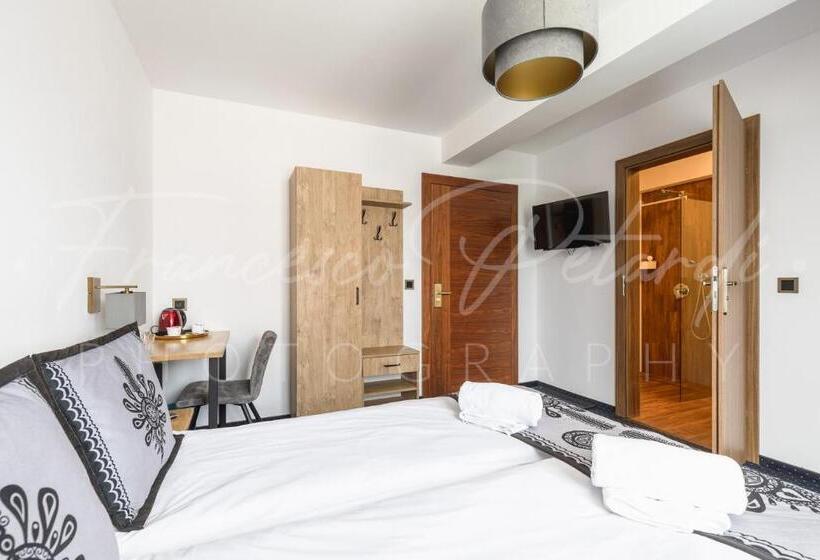 تختخواب و صبحانه Dw Szarotka