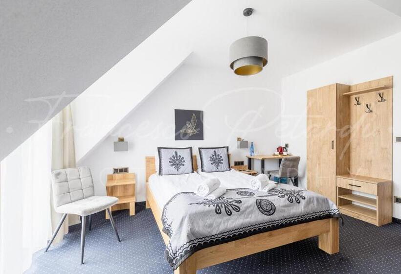 تختخواب و صبحانه Dw Szarotka