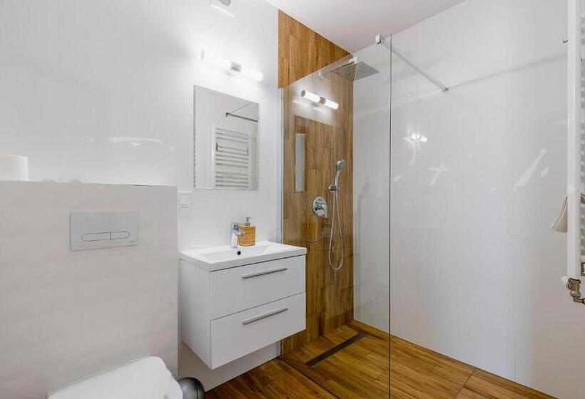 تختخواب و صبحانه Dw Szarotka