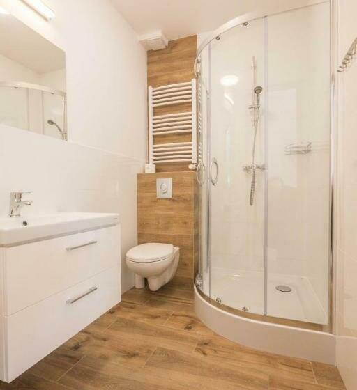 ベッドアンドブレックファースト Eskapada