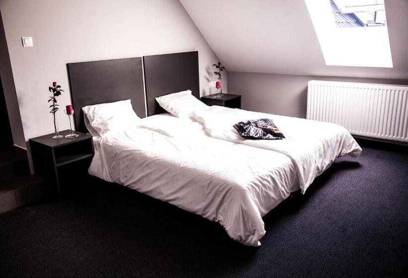 ベッドアンドブレックファースト Essenza Party Center