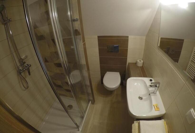 تختخواب و صبحانه Galicówka