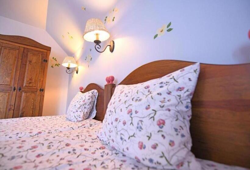 Bed and Breakfast Gościniec Malinówka