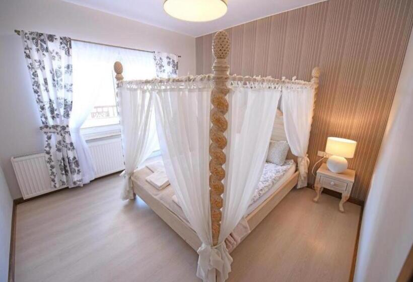 Bed and Breakfast Gościniec Malinówka