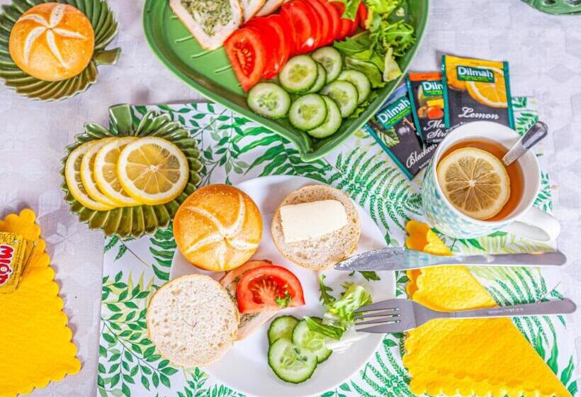 Bed and Breakfast Gościniec Przywidzki