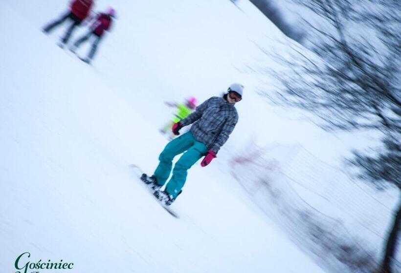 Bed and Breakfast Gościniec Przywidzki