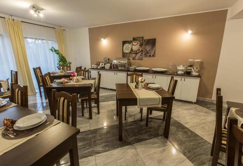 تختخواب و صبحانه Lawenda