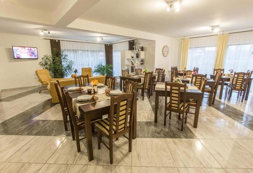 تختخواب و صبحانه Lawenda