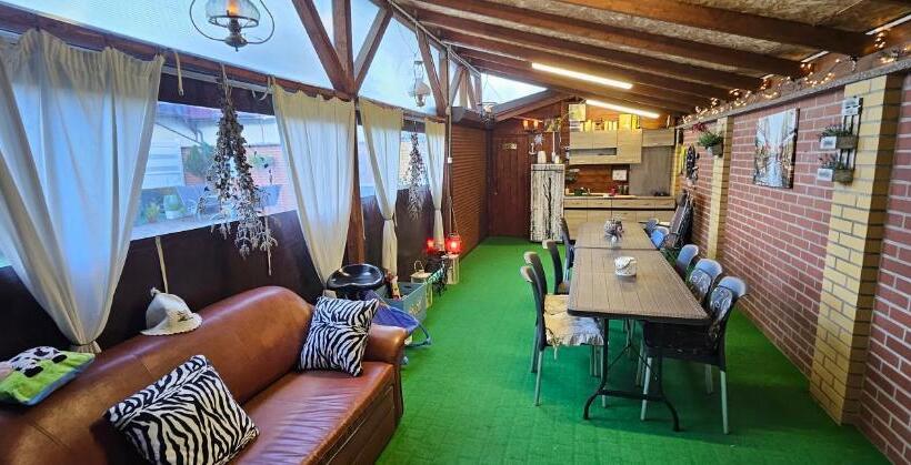 Bed and Breakfast Letnia Willa Jacuzzi & Sauna