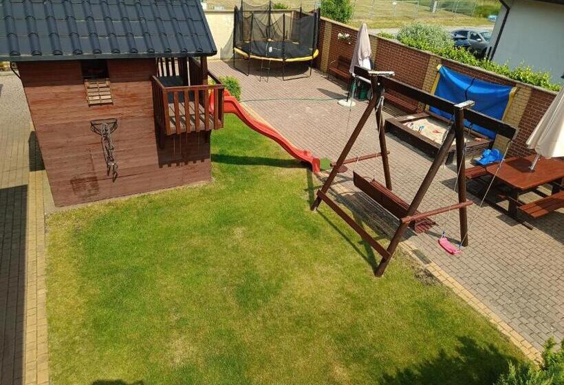 Bed and Breakfast Letnia Willa Jacuzzi & Sauna