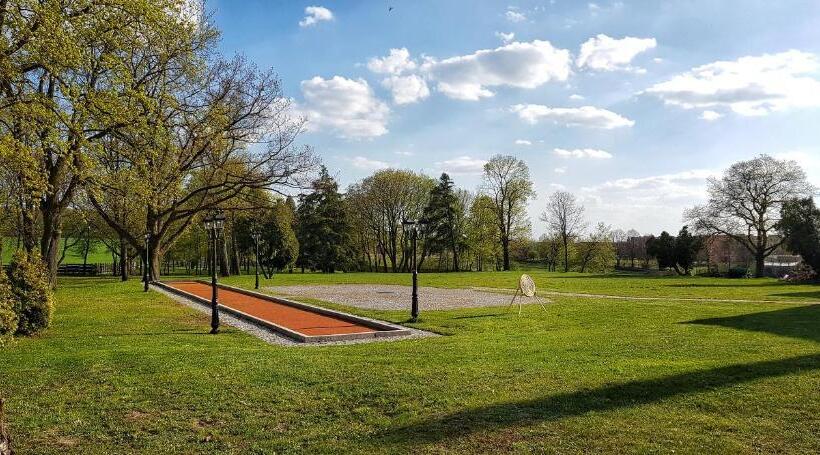 ベッドアンドブレックファースト Pałac W Krzelowie