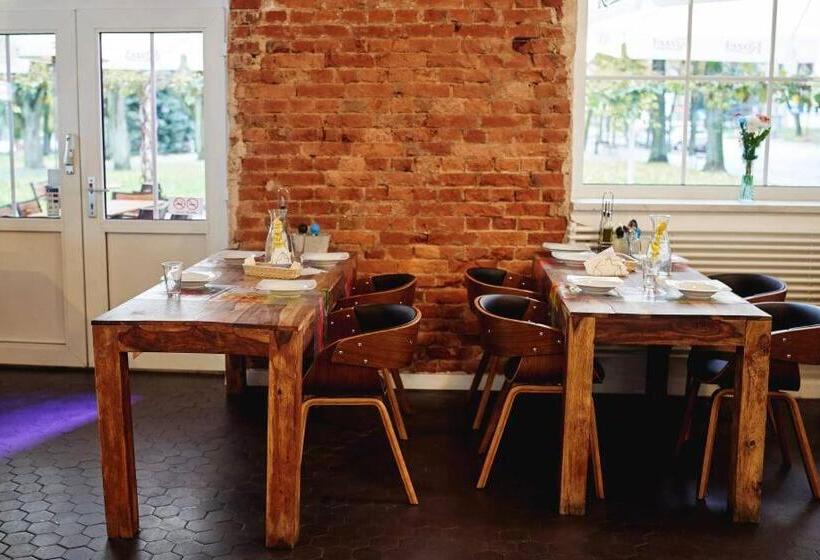 مبيت وإفطار Parkova   Pokoje Hotelowe