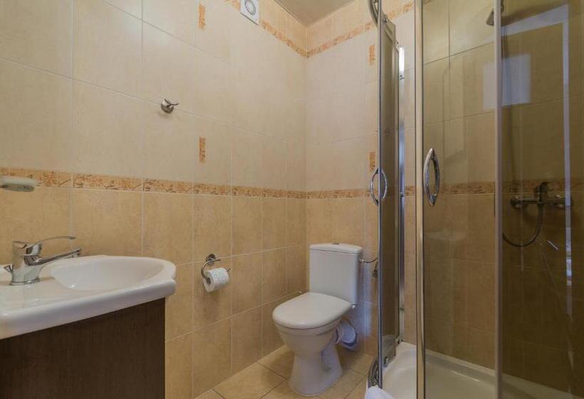 住宿加早餐  Pod Brzozka