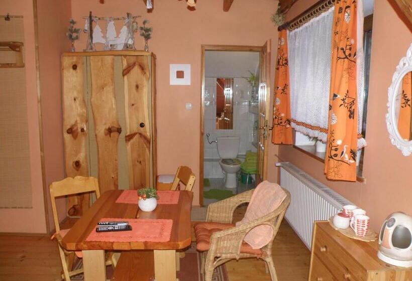 Bed and Breakfast Ranczo Frodyma