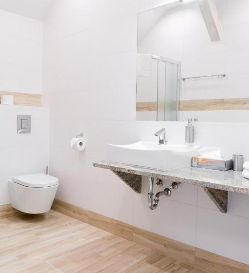 צימר Rezydencja Pod Taborskimi Sosnami