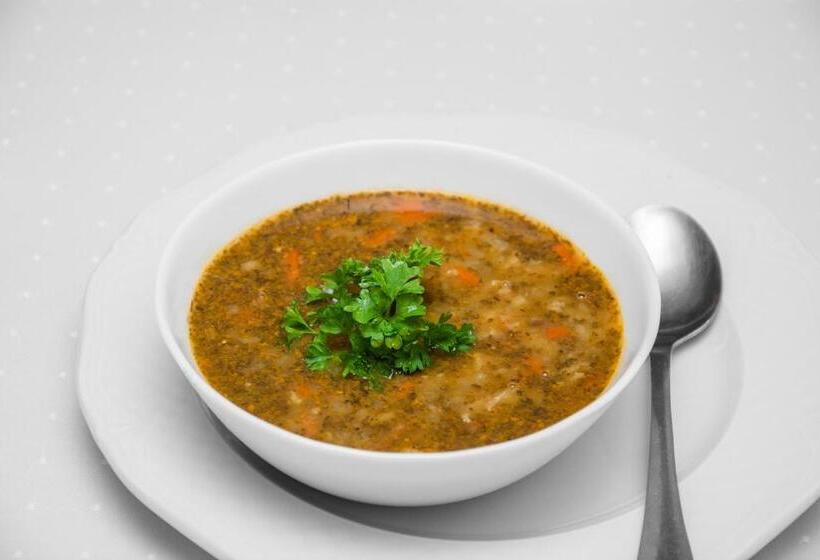 تختخواب و صبحانه Savoy