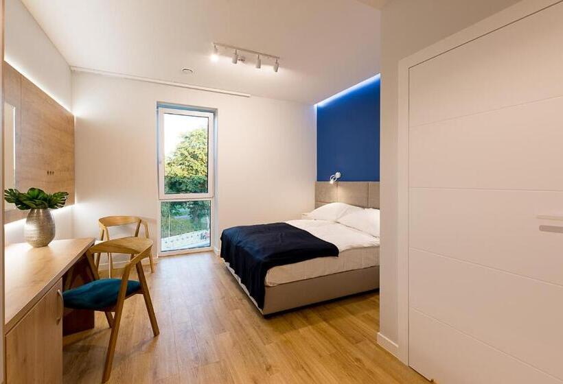 تختخواب و صبحانه Szafir