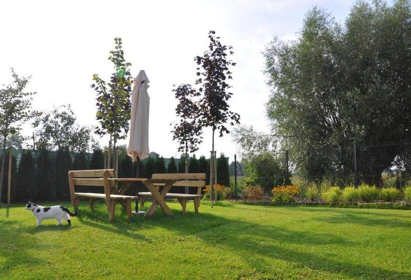مبيت وإفطار Tulipanowy Gościniec