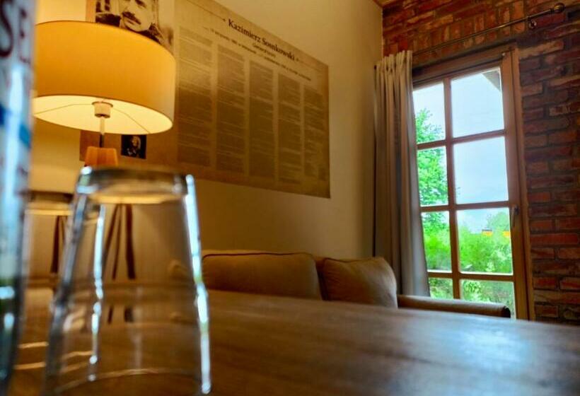 مبيت وإفطار Ułańska Zagroda