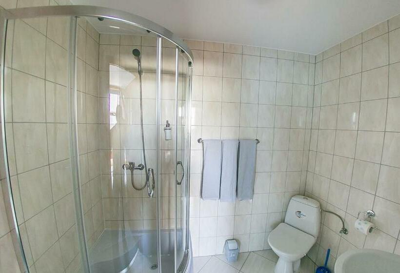 مبيت وإفطار Usługi Hotelarskie Małgosia I Andrzej Danowski