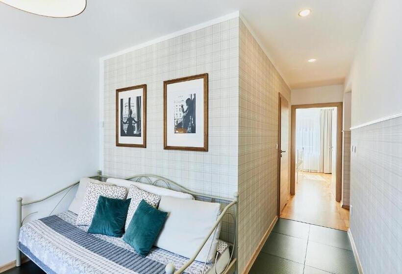 Bed and Breakfast Villa Astoria