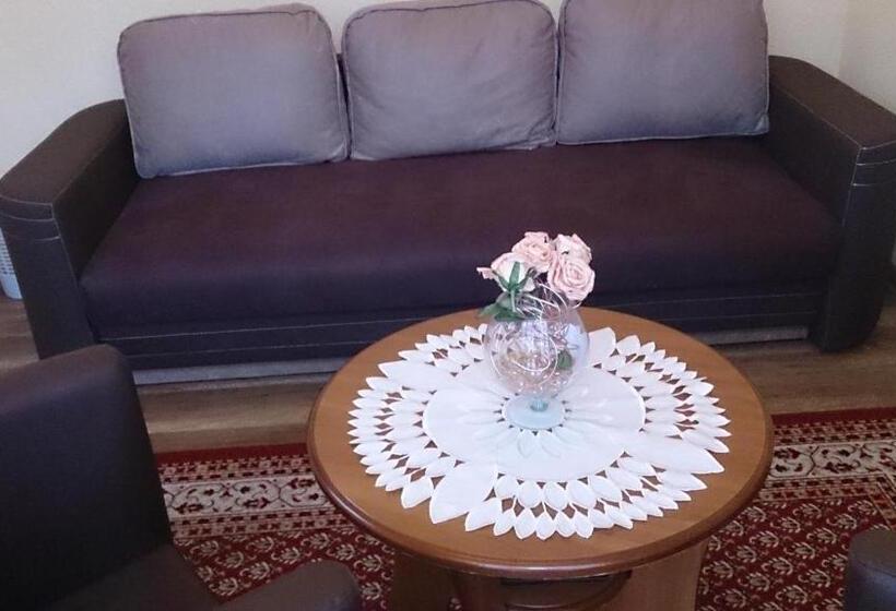 ベッドアンドブレックファースト Villa Europa