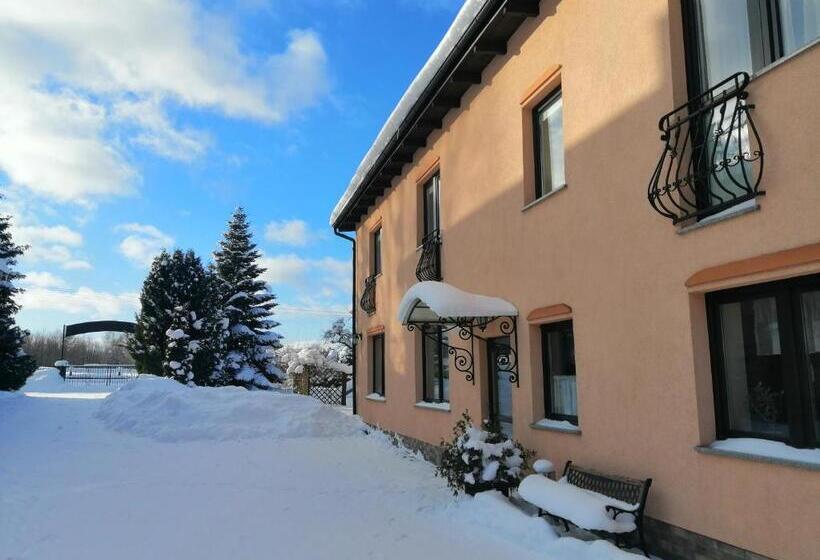 Bed and Breakfast Villa Holma Agroturystyka