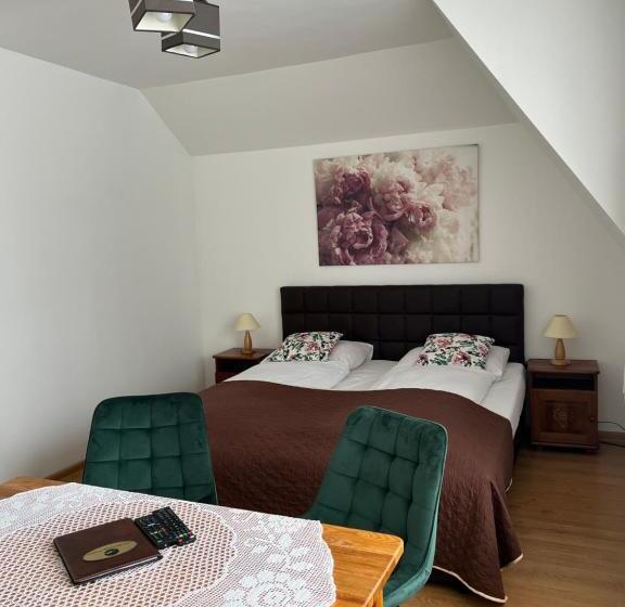 تختخواب و صبحانه Villa Słonecznego Wzgórza