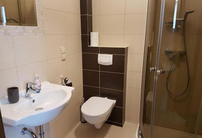 تختخواب و صبحانه Willa Miła