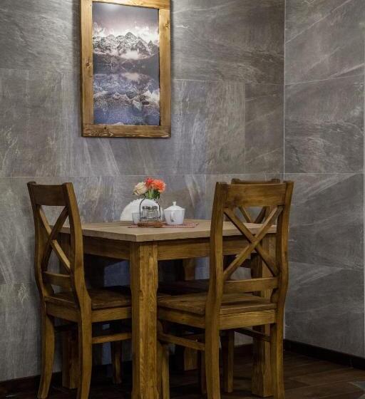 مبيت وإفطار Willa Pod Miedzą 200 M Do Term