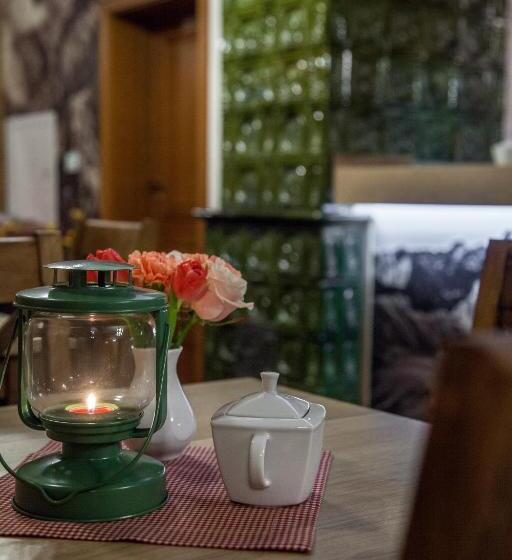 مبيت وإفطار Willa Pod Miedzą 200 M Do Term