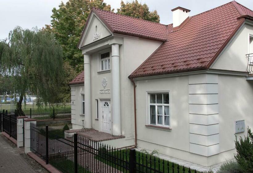 تختخواب و صبحانه Willa Puławianka