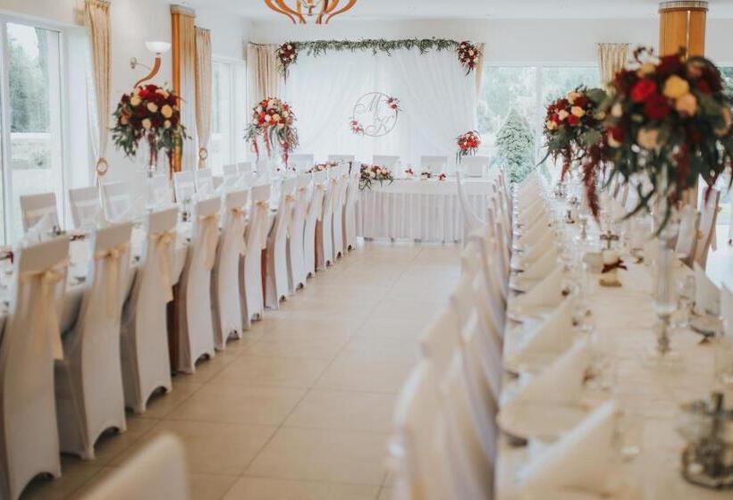 Bed and Breakfast Zajazd Chata Kębłowo