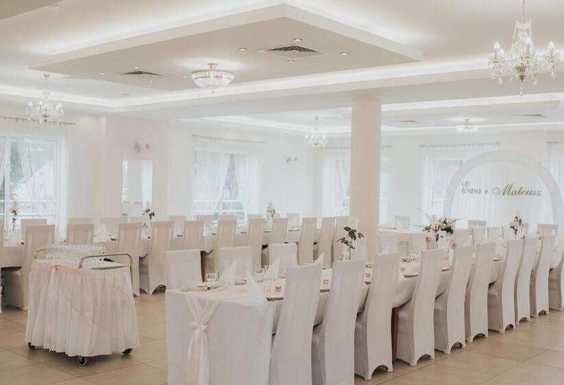 Bed and Breakfast Zajazd Chata Kębłowo