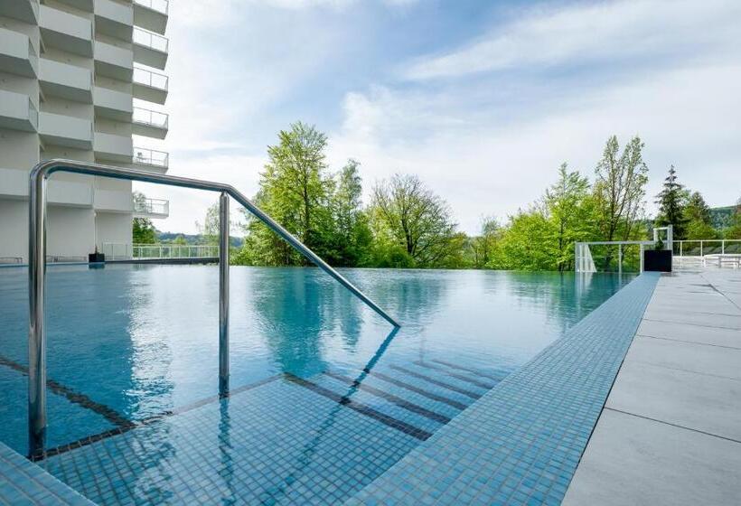 Crystal Mountain Hotel Wisła