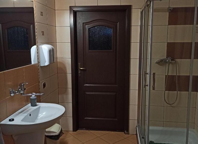 هاستل Noclegi Słodki Sen 1