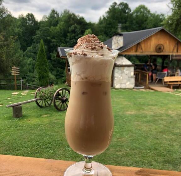 ホテル Agroturystyka Paradiso