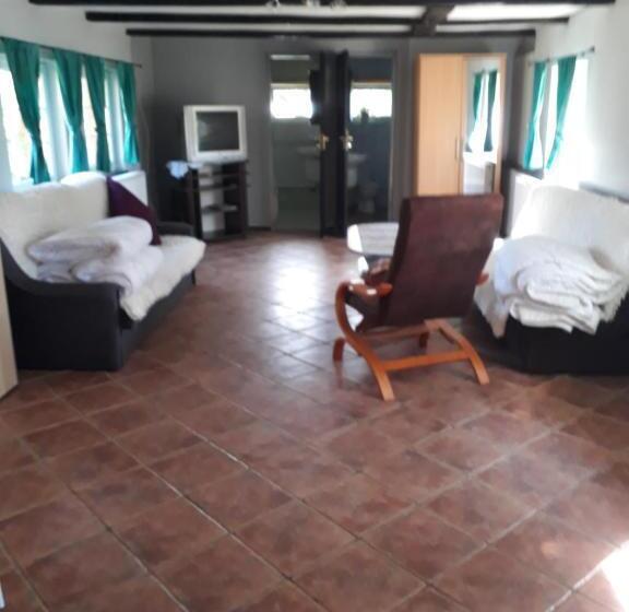 Отель Agroturystyka Pod Dębami W Klukach