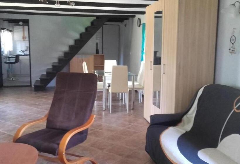 Отель Agroturystyka Pod Dębami W Klukach