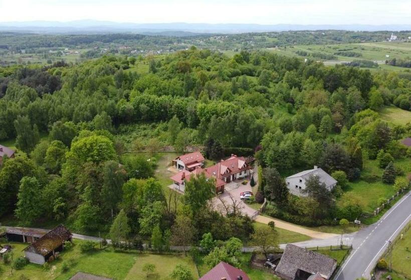 酒店 Agroturystyka Podzamcze