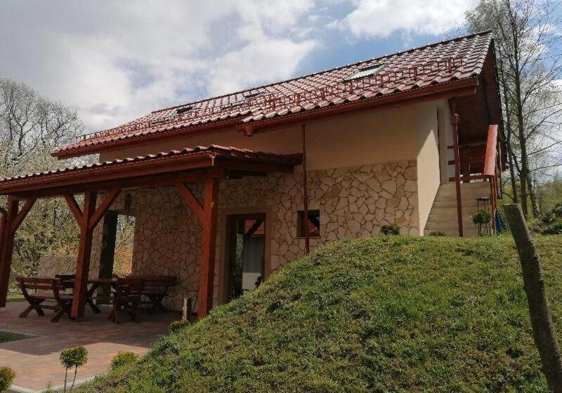 酒店 Agroturystyka Podzamcze