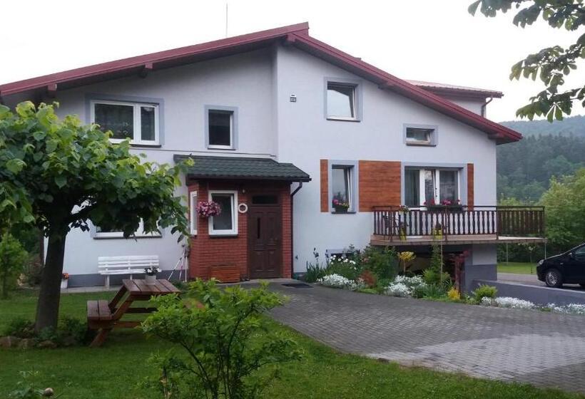 فندق Agroturystyka Stokrotka