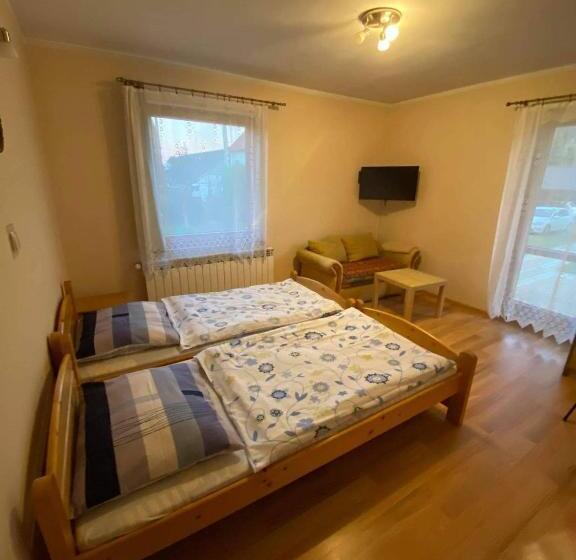 호텔 Agroturystyka U Haliny