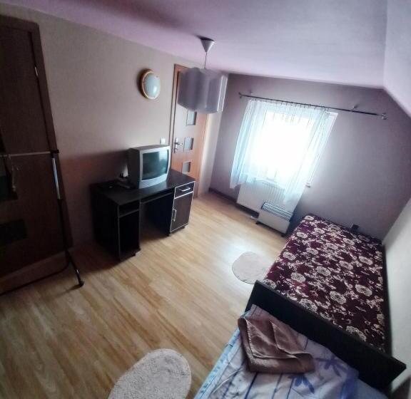 Отель Agroturystyka U Joli