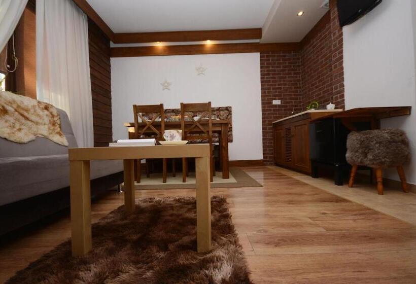 ホテル Agroturystyka U Tadysa