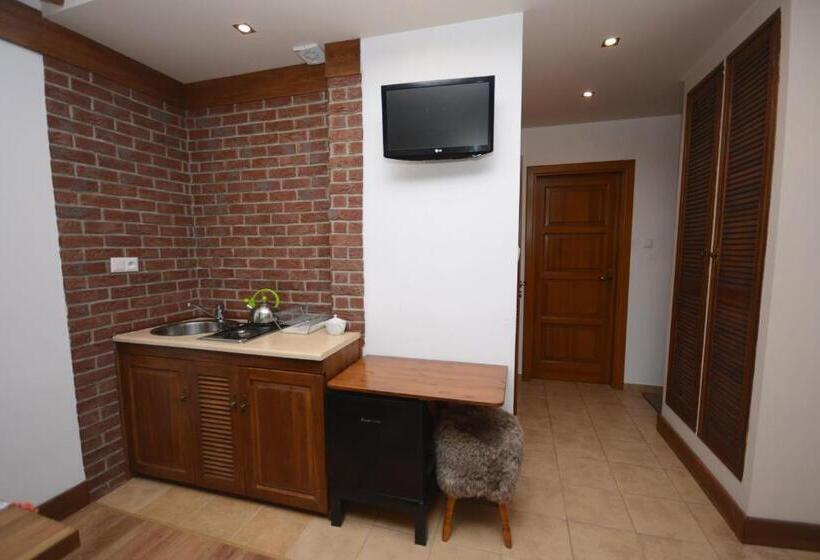 ホテル Agroturystyka U Tadysa