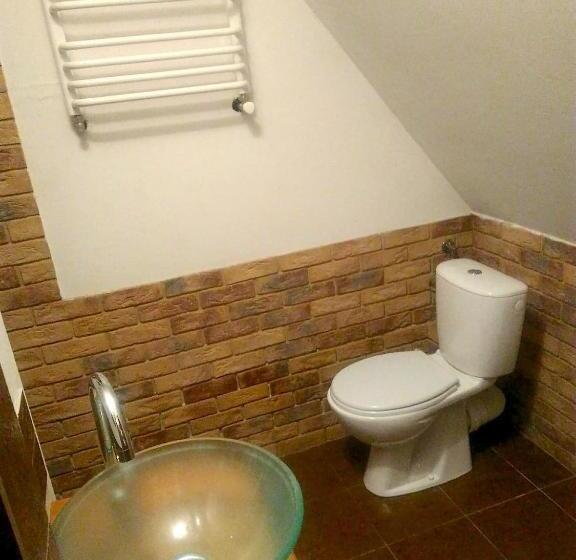 ホテル Agroturystyka U Tadysa